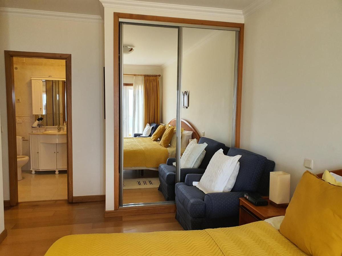 Nazare Apartamento Em Frente Ao Mar Luaran gambar