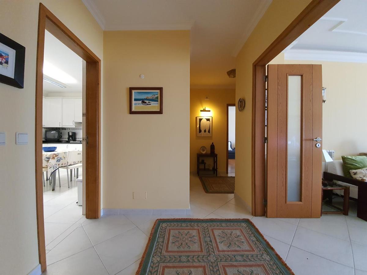 Nazare Apartamento Em Frente Ao Mar Luaran gambar