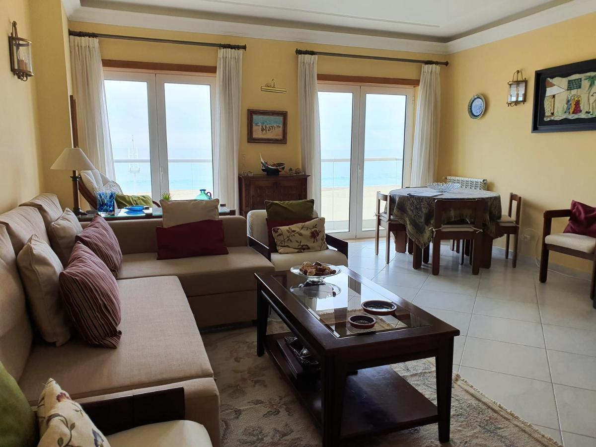 Nazare Apartamento Em Frente Ao Mar Luaran gambar