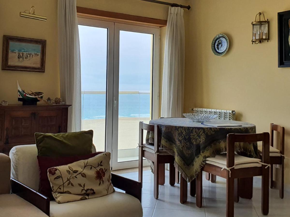 Nazare Apartamento Em Frente Ao Mar Luaran gambar
